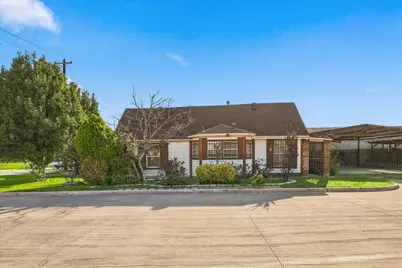 622 E McKinney Street, Denton, TX 76209 - Photo 1