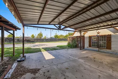 622 E McKinney Street, Denton, TX 76209 - Photo 19