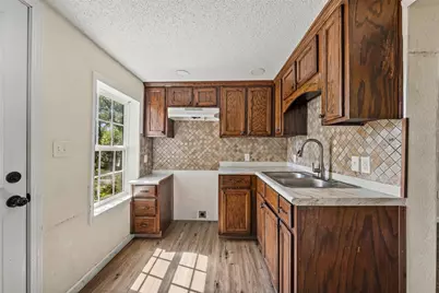 1126 W 7th Street, McGregor, TX 76657 - Photo 5