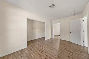 1126 W 7th St, McGregor, TX 76657 - Photo 7