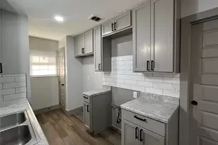 3982 Granite Hill Dr, Dallas, TX 75241 - Photo 1
