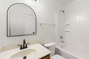 1128 Boxwood Dr, Crowley, TX 76036 - Photo 5