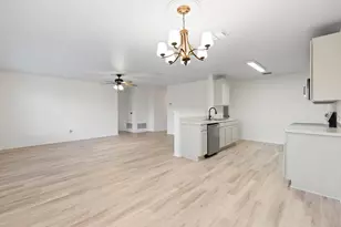 1128 Boxwood Dr, Crowley, TX 76036 - Photo 11