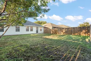 1128 Boxwood Dr, Crowley, TX 76036 - Photo 27