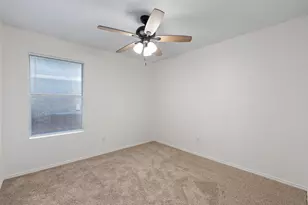 1128 Boxwood Dr, Crowley, TX 76036 - Photo 5