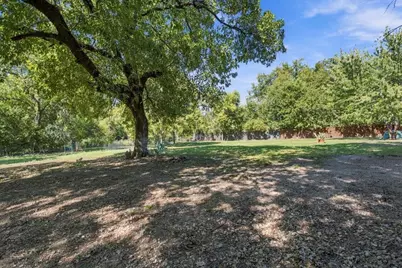 106 S Jernigan Street, Bells, TX 75414 - Photo 27