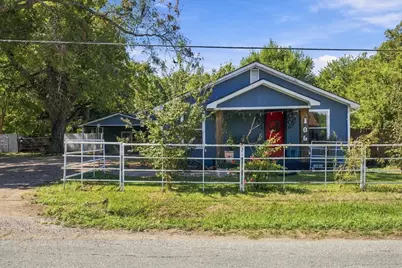 106 S Jernigan Street, Bells, TX 75414 - Photo 1