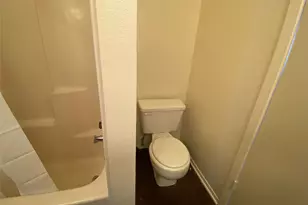 2802 Wimbledon Ct, Garland, TX 75041 - Photo 13