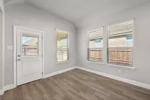 3636 Wintergreen St, Grand Prairie, TX 76065 - Photo 9