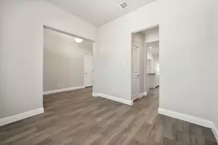3636 Wintergreen St, Grand Prairie, TX 76065 - Photo 3
