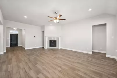 3636 Wintergreen Street, Grand Prairie, TX 76065 - Photo 11