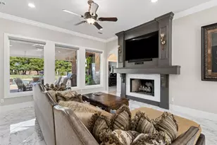 4613 Lake Breeze Dr, McKinney, TX 75071 - Photo 9