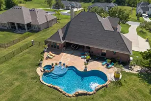 4613 Lake Breeze Dr, McKinney, TX 75071 - Photo 3