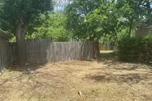 2505 Earl Ln, Fort Worth, TX 76107 - Photo 27