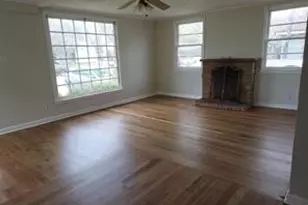 2505 Earl Ln, Fort Worth, TX 76107 - Photo 5