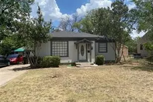2505 Earl Ln, Fort Worth, TX 76107 - Photo 1