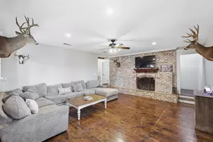 4800 Oak Grove Rd, Ennis, TX 75119 - Photo 9