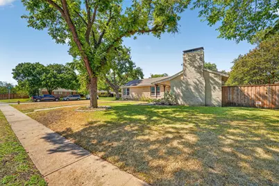 9733 Edgelake Drive, Dallas, TX 75218 - Photo 9