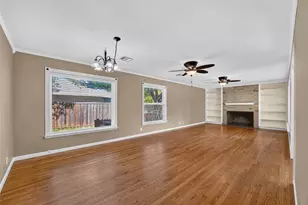 9733 Edgelake Dr, Dallas, TX 75218 - Photo 5