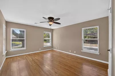 9733 Edgelake Drive, Dallas, TX 75218 - Photo 23