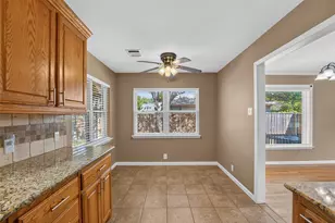 9733 Edgelake Dr, Dallas, TX 75218 - Photo 19