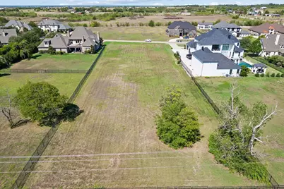 1103 Estate Drive, Ennis, TX 75119 - Photo 3