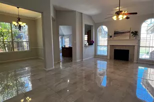 2806 Hammond Dr, Grand Prairie, TX 75052 - Photo 3