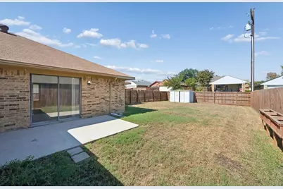 1721 Paxton Drive, Carrollton, TX 75007 - Photo 25