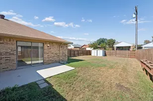 1721 Paxton Dr, Carrollton, TX 75007 - Photo 25