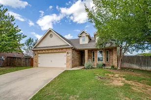 1236 Rosewood Ct, Crowley, TX 76036 - Photo 1