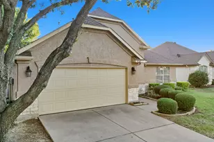 9705 Pinewood Dr, Denton, TX 76207 - Photo 3