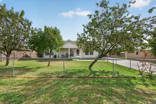 324 Pearson Ln, Azle, TX 76020 - Photo 1