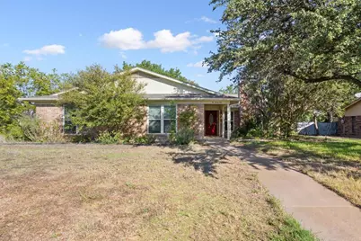 231 Del Rio Drive, Hewitt, TX 76643 - Photo 1