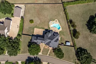1021 Cascade Trail, McGregor, TX 76657 - Photo 37