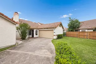 623 Rancho Cir, Irving, TX 75063 - Photo 7