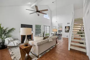 623 Rancho Cir, Irving, TX 75063 - Photo 3