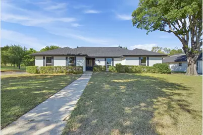 316 Oak Valley Drive, Colleyville, TX 76034 - Photo 1