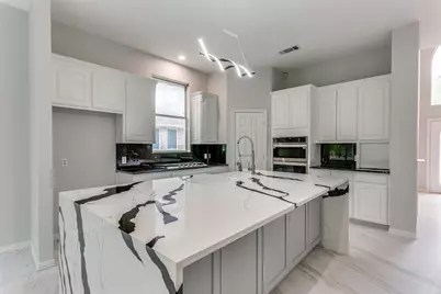 6315 Millwood Court, Arlington, TX 76016 - Photo 9