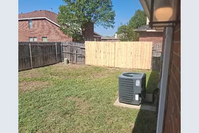 7310 Fossil Lake Drive, Arlington, TX 76002 - Photo 19