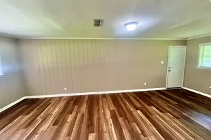 117 E Hoyt Dr, Longview, TX 75601 - Photo 3