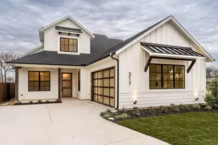 317 Travis St, Roanoke, TX 76262 - Photo 1