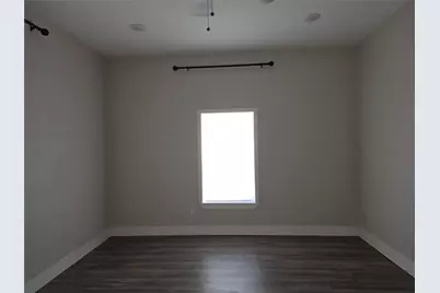 901 S Hall Street, Ennis, TX 75119 - Photo 11
