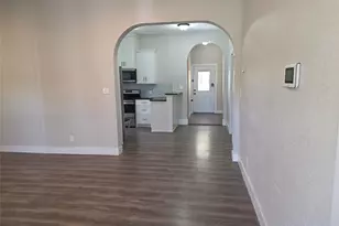 901 S Hall St, Ennis, TX 75119 - Photo 5