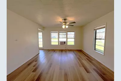 122 Robertson Street, Sulphur Springs, TX 75482 - Photo 7