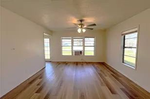 122 Robertson St, Sulphur Springs, TX 75482 - Photo 7