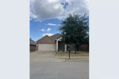 12305 Hunters Knoll Drive, Fort Worth, TX 76028 - Photo 1