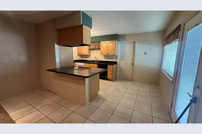 2526 Nottingham Place, Grand Prairie, TX 75050 - Photo 21