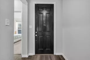 5341 Waterview Ct, Haltom City, TX 76137 - Photo 3