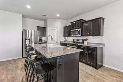 304 Crowfoot Drive, Fort Worth, TX 76131 - Photo 15