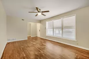 1811 W College St, Sherman, TX 75092 - Photo 13